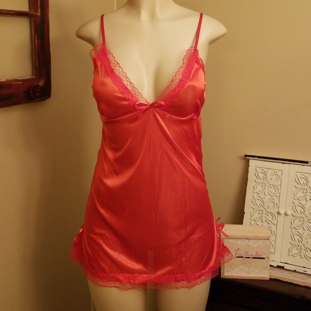 Red nighty